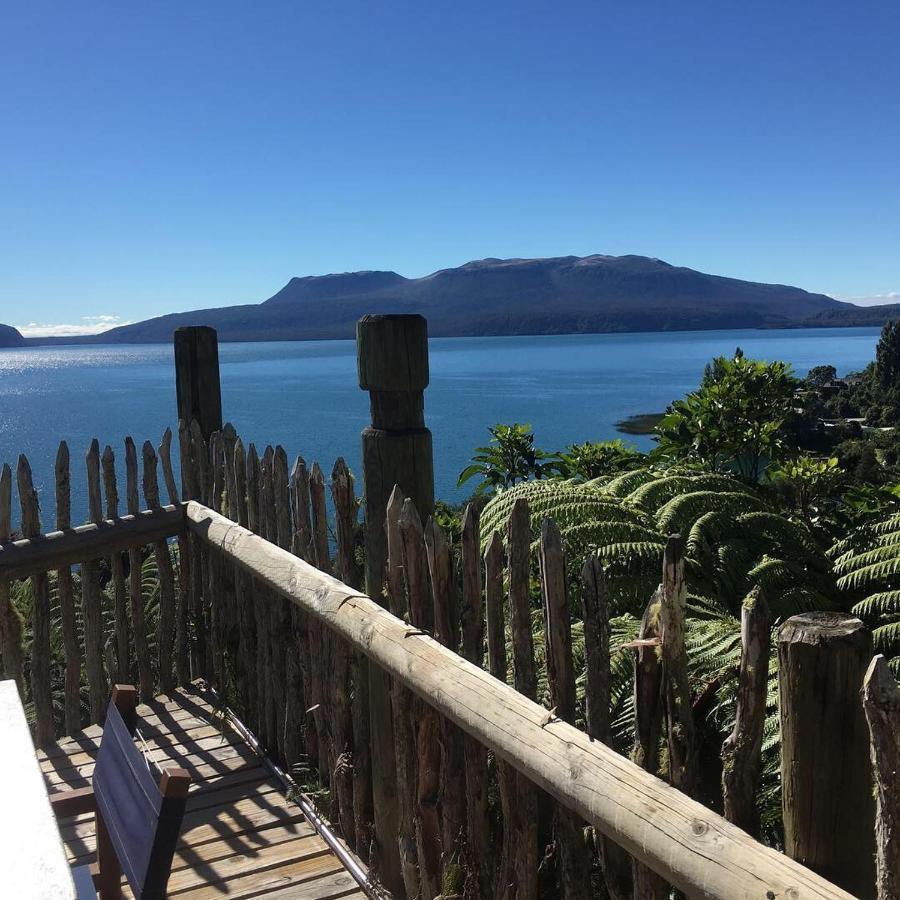 Te Whare -Lake Tarawera Tree-Top Nest Hotell Exteriör bild